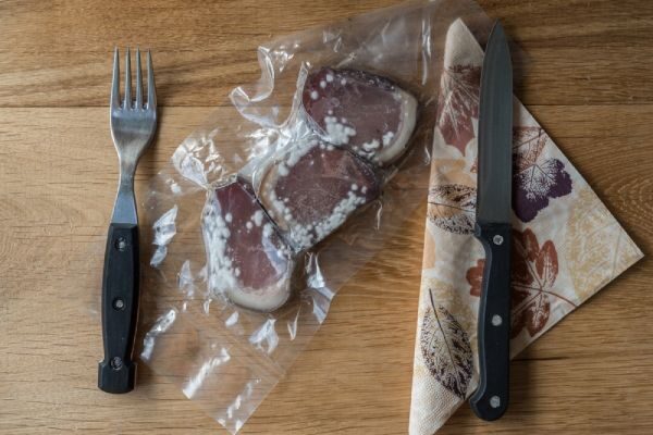 esempio di prodotto confezionato ammuffito per errata conservazione